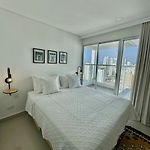 Luxury In Bocagrande -Beautiful Views-Rooftop Pool