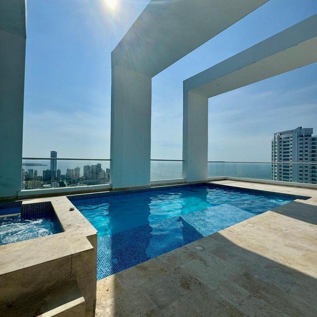 Luxury In Bocagrande -beautiful Views-rooftop Pool