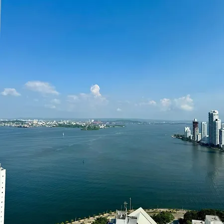 Luxury In Bocagrande -beautiful Views-rooftop Pool