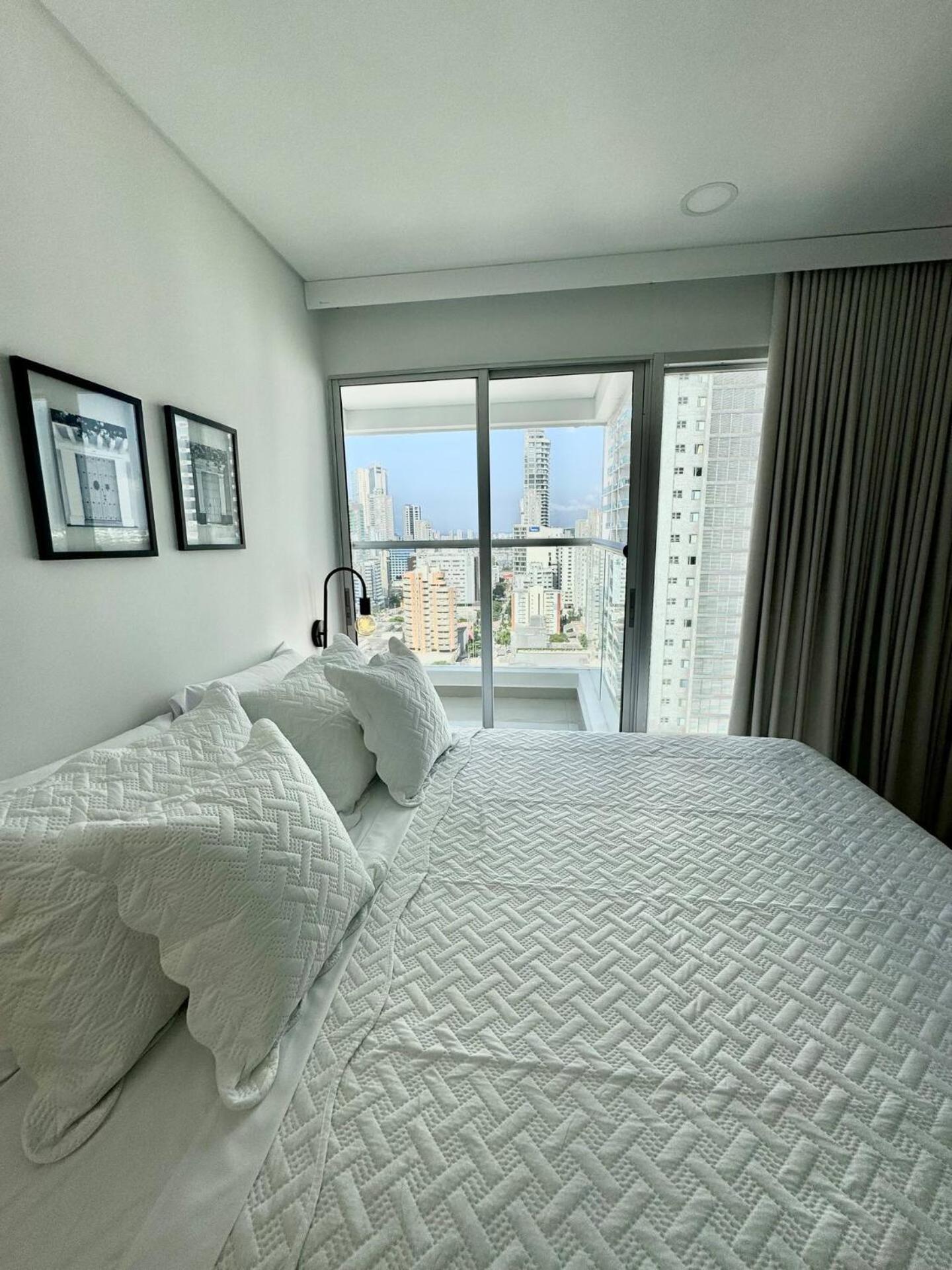 Luxury In Bocagrande -beautiful Views-rooftop Pool Apartamento